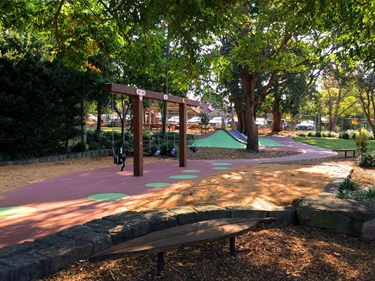 Naremburn Park - Swings