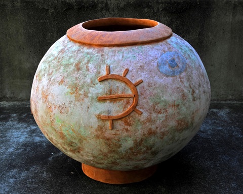 Marjatta Kaukomaa, Large Pot with Logo, 2020, ceramic, stains and paint